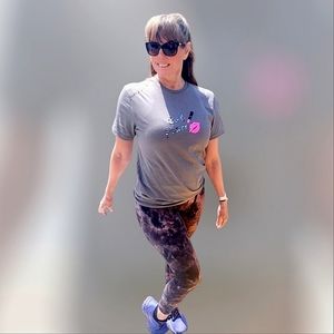 T-Shirt Scoop Neck Women's "Girl Power"